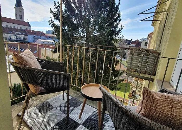 Charmante Wohnung In Innenstadtlage